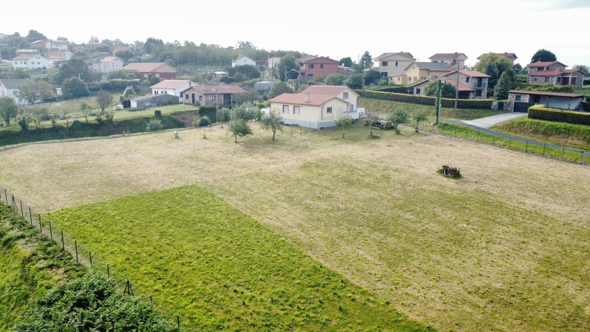 Pozo Das Leiras-Izquierda- Ares Luaran gambar